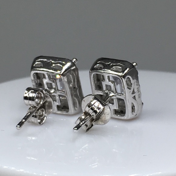 14k white gold emerald diamond 3 ct halo earrings - Picture 4 of 8